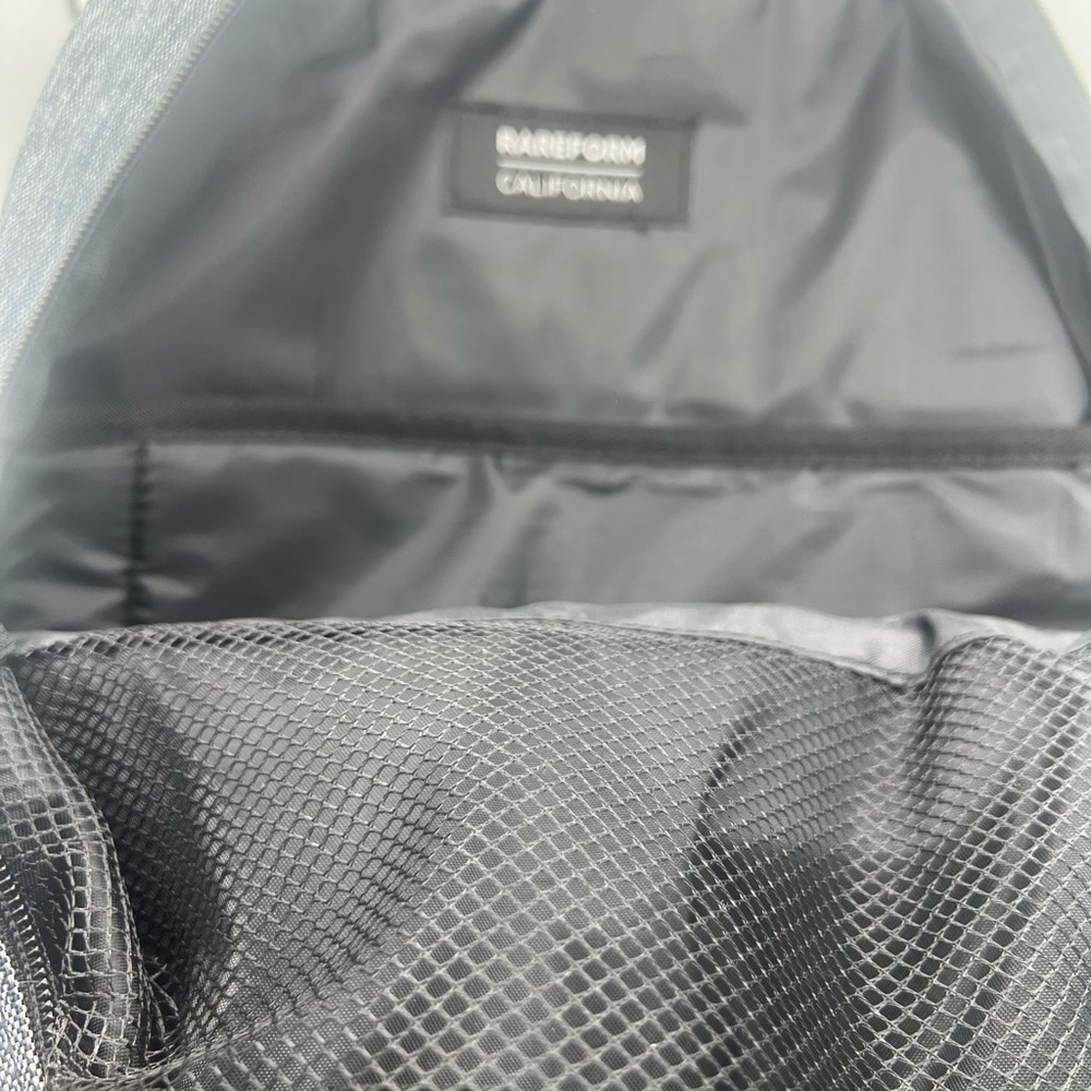 Rareform California Tropical Floral Backpack - Picture 6 of 6